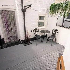North Bay With Internet, Smart Tv's And Patio Area , Scarborough United Kingdom